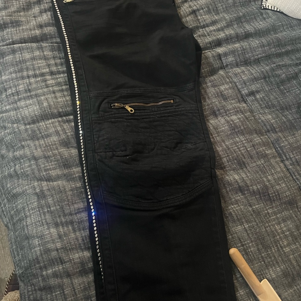 Robins Jeans